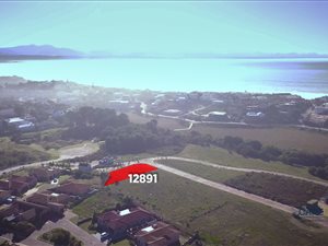 597 m² Land available in Whale Rock