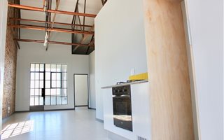 2 Bedroom Apartment in Johannesburg Central and CBD
