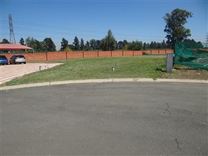 983 m² Land available in Strubenvale