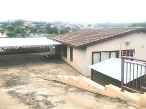 3 Bed House in Brookdale