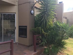 3 Bed Apartment in Constantia Kloof