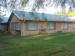 4 Bed House in Olifantshoek