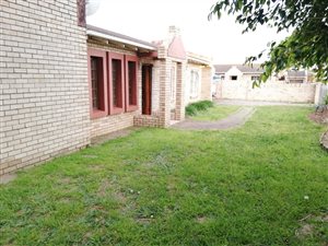 3 Bed House in Kunene Park