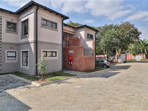 2 Bed Apartment in Greenside East