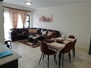 3 Bed Apartment in Olivedale