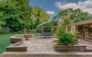 3 Bedroom House in Onder Papegaaiberg
