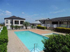 3 Bed Townhouse in Signal Hill