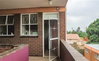 1 Bedroom Apartment in Kew