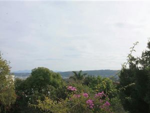926 m² Land available in Rexford