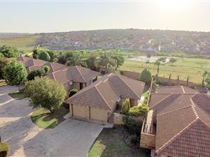 2 Bedroom Townhouse in Thatchfield