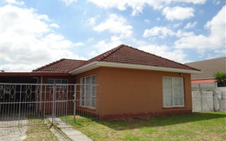 4 Bedroom House in Retreat