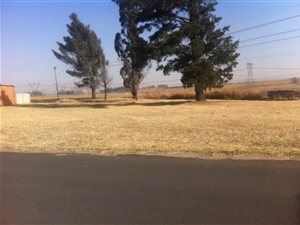 1606 m² Land available in Hendrina