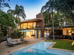 4 Bed House in Waterkloof