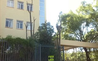 3 Bedroom Apartment in Arboretum