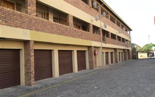2 Bedroom Apartment in Kempton Park Central