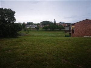 595 m² Land available in Paradise Beach