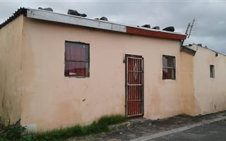 4 Bedroom House in Crossroads