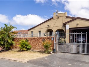 3 Bed House in Woodview