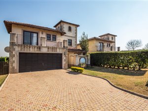 3 Bed House in Plantations