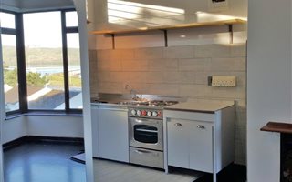 Bachelor apartment in Knysna Central