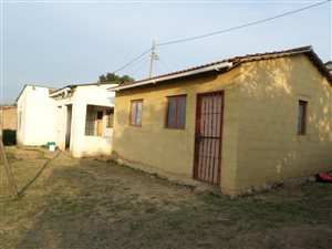 2 Bedroom House in Folweni