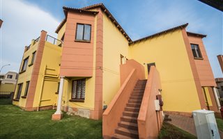 2 Bedroom Duplex in Mondeor