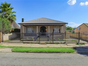 3 Bedroom House in Krugersdorp West