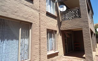 3 Bedroom Apartment in Rustenburg Central