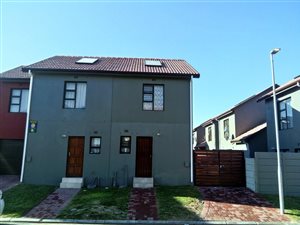2 Bed Townhouse in Hagley