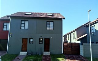2 Bedroom Townhouse in Hagley