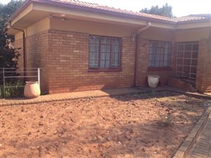 3 Bedroom House in Vanderbijlpark CW6