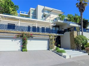 9 Bed House in Llandudno