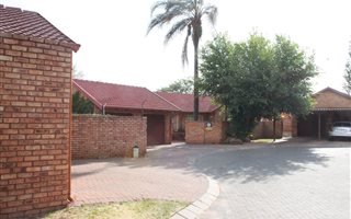 3 Bedroom House in Wierda Park