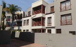 3 Bedroom Townhouse in Dowerglen and Ext