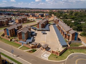 2 Bed Apartment in Glenvista