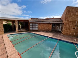 4 Bed House in La Provence