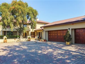 4.2 ha Farm in Mooiplaats AH