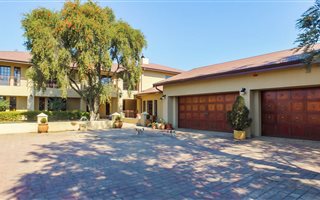 4.2 ha Farm in Mooiplaats AH