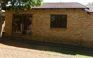 2 Bedroom Townhouse in Witpoortjie