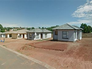 2 Bedroom House in Witpoortjie