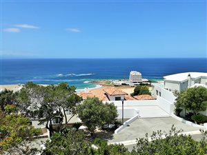 5 Bed House in Signal Hill