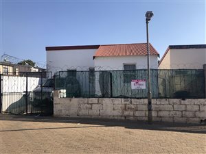 2 Bed House in Westbury