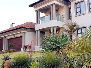 5 Bed House in Silverwoods Country Estate
