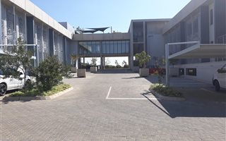 118 m² Commercial space in Silver Lakes