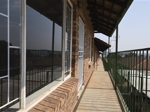 2 Bed Apartment in Rensburg