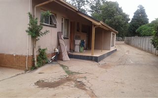 10 Bedroom House in Rustenburg North