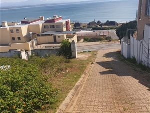 853 m² Land available in De Bakke