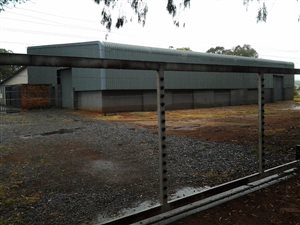 2.2 ha Farm in Valley Settlements AH