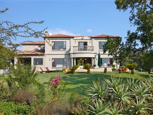 4 Bed House in Blue Hills Country Estate