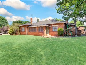 4 Bed House in East Geduld